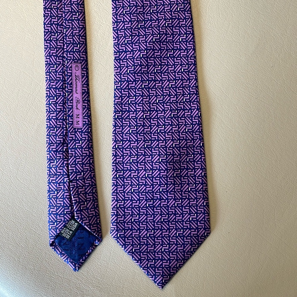 Thomas Pink stunning purple tie - Rare design